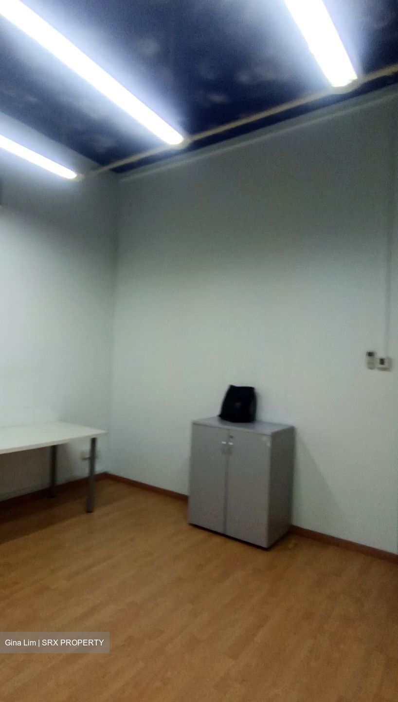 Midview City (D20), Retail #440181761